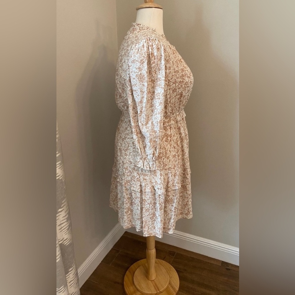 Plus Dress - Picture 5 of 6